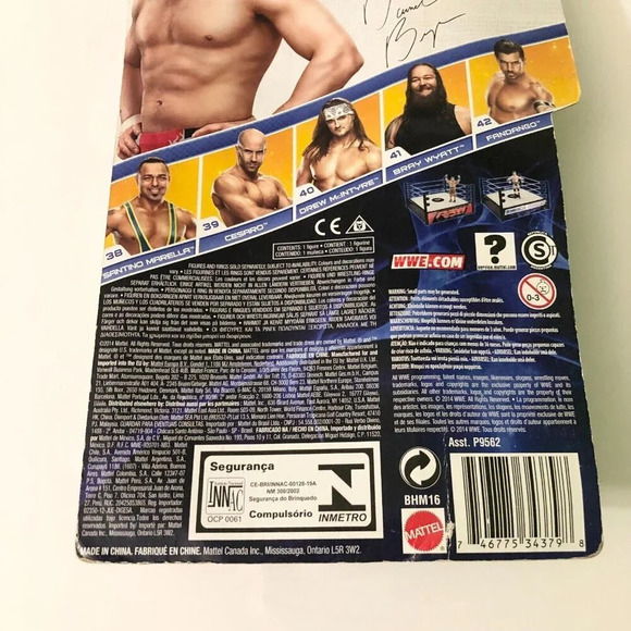WWE 2014 Daniel Bryan Superstar 37 Mattel  Action Figure Damaged Box - Picture 14 of 16
